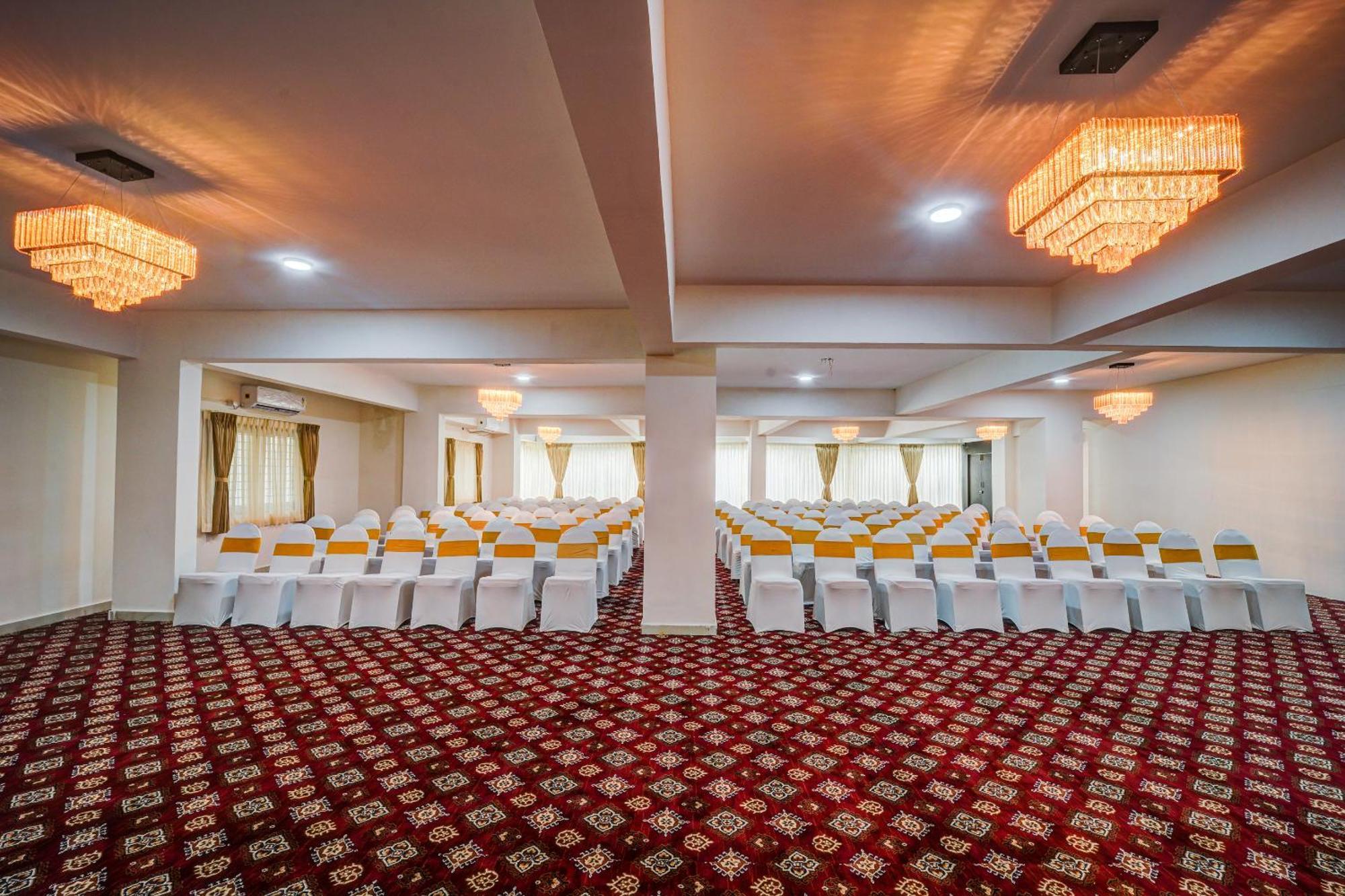 העיר בנגלור The Emerald Inn מראה חיצוני תמונה